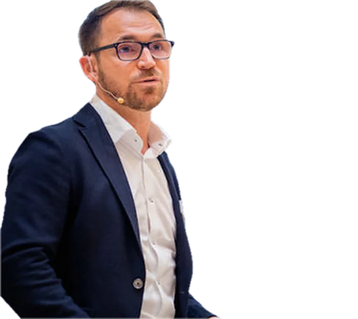 Christopher Esche, Checkfox